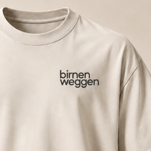 T-shirt sui birnenweggen — Lucerne, écru — gros plan inscription devant (recadrage)