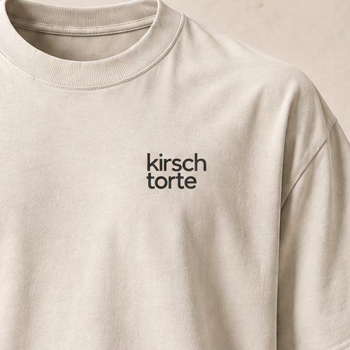 T-shirt sui ZG, écru — gros plan inscription devant (recadrage)