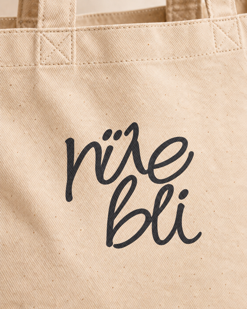 Tote bag rüebli — détail du mot et de la toile — manuscrit