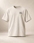 T-shirt sui OW, écru — vue face, mockup réaliste