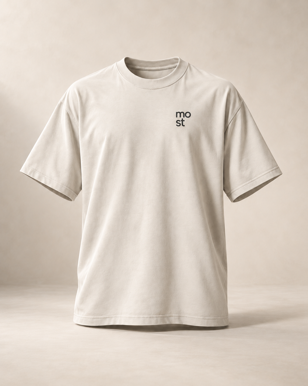 T-shirt sui TG, écru — vue face, mockup réaliste